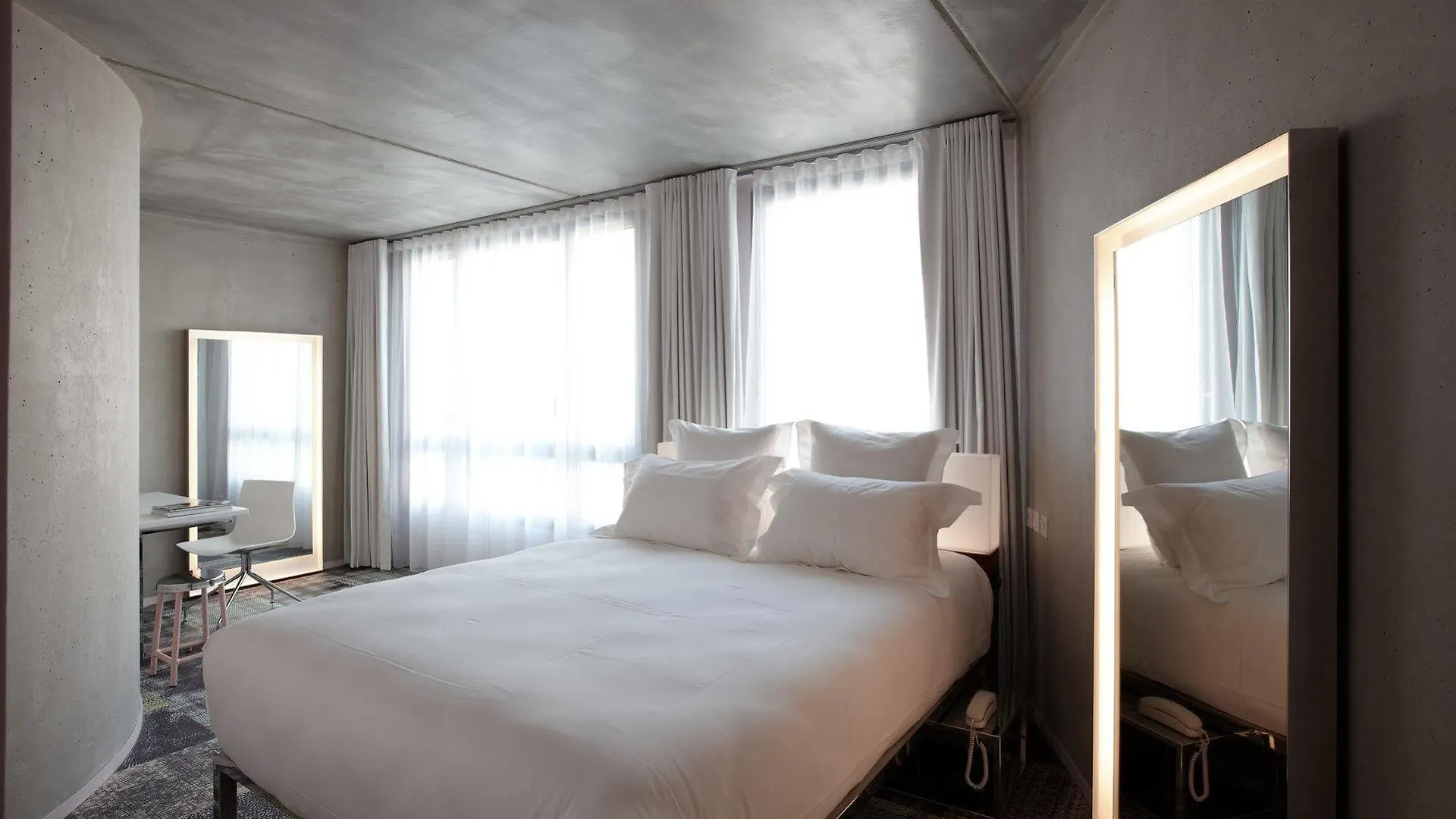 Mama Shelter Marseille Hotel